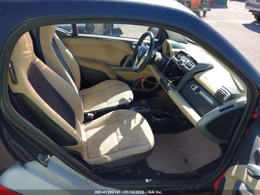2009 SMART FORTWO VIN: WMEEJ31XX9K219695