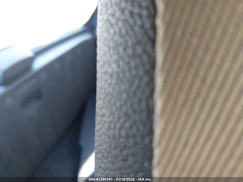 2009 SMART FORTWO VIN: WMEEJ31XX9K219695