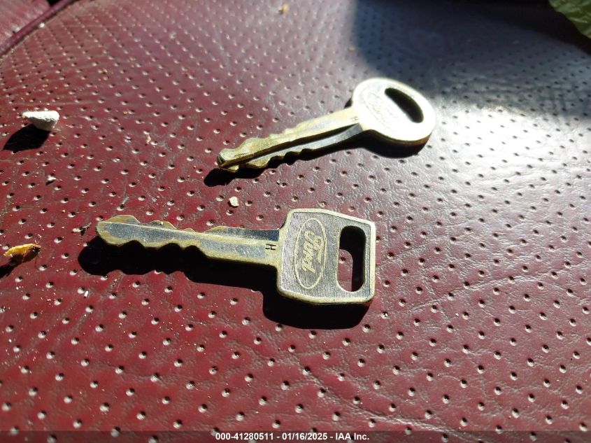 1989 Ford Econoline E250 Van VIN: 1FTFE24H0KHB61928 Lot: 41280511