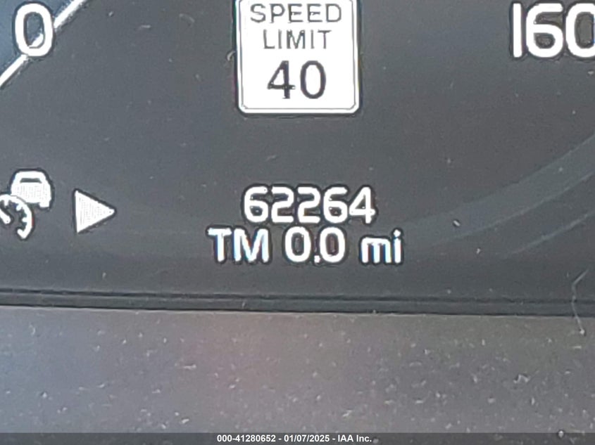 2020 VOLVO XC90 T5 MOMENTUM 7 PASSENGER - YV4102CK0L1608514