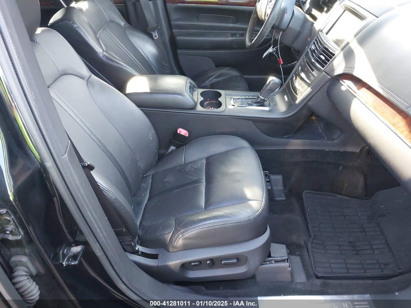 2015 LINCOLN MKT - 2LMHJ5NK8FBL01100