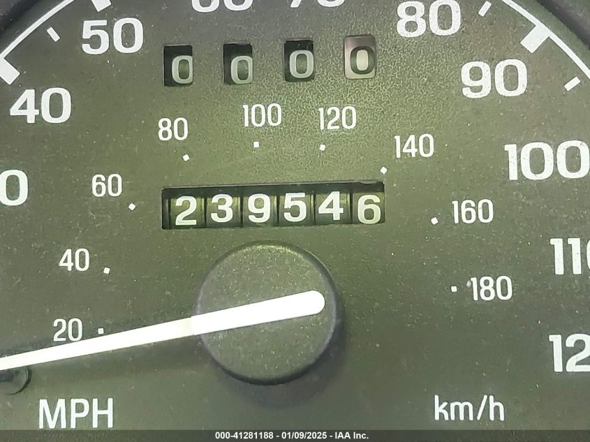 1999 Ford Ranger Xl/Xlt VIN: 1FTYR10COXUB88160 Lot: 41281188