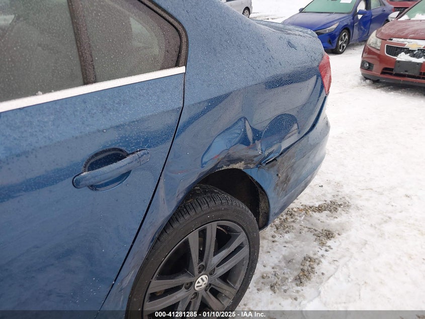 2018 VOLKSWAGEN JETTA VIN: 3VWL17AJ6JM209328