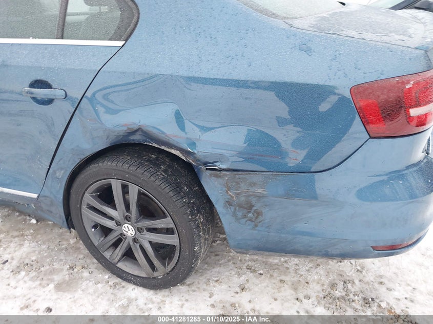 2018 VOLKSWAGEN JETTA VIN: 3VWL17AJ6JM209328