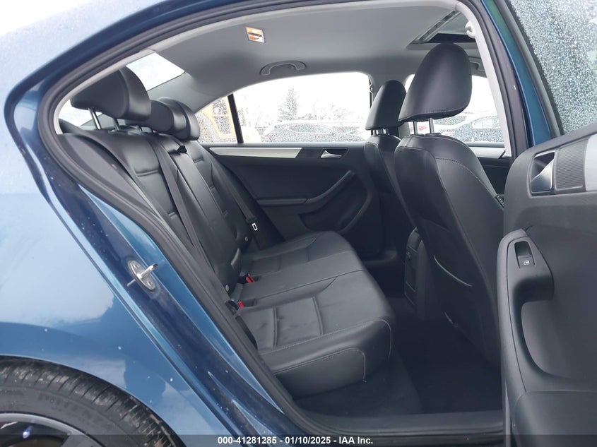 2018 VOLKSWAGEN JETTA VIN: 3VWL17AJ6JM209328