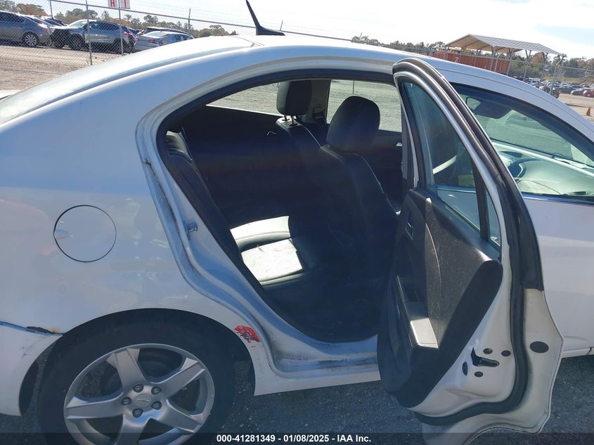 2012 CHEVROLET SONIC VIN: 1G1JE5SH4C4156117