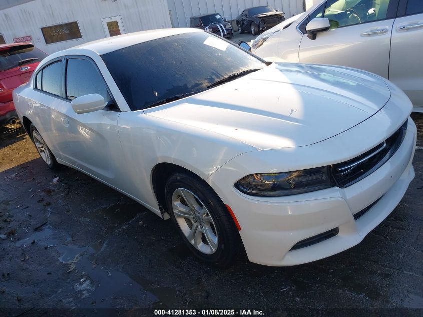 VIN 2C3CDXBG0FH812024 2015 Dodge Charger, SE no.1