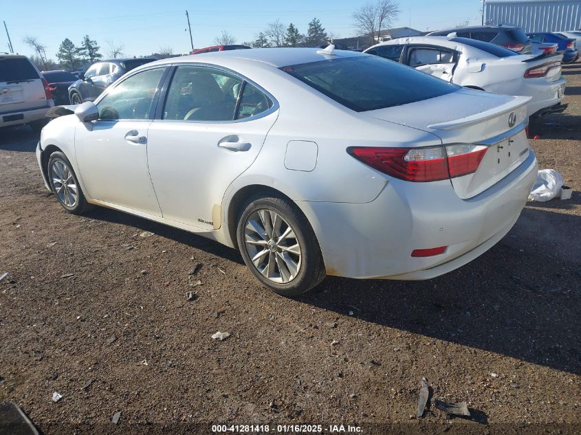 VIN JTHBW1GG6E2075022 2014 Lexus ES, 300H no.3