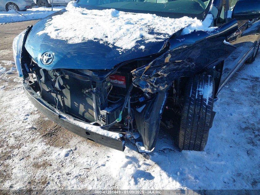 2011 Toyota Sienna Xle V6 VIN: 5TDYK3DCXBS174578 Lot: 41281449