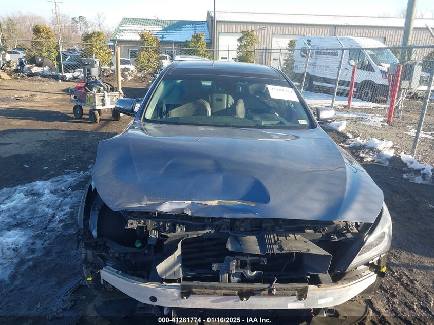 2016 HYUNDAI GENESIS VIN: KMHGN4JE2GU130023