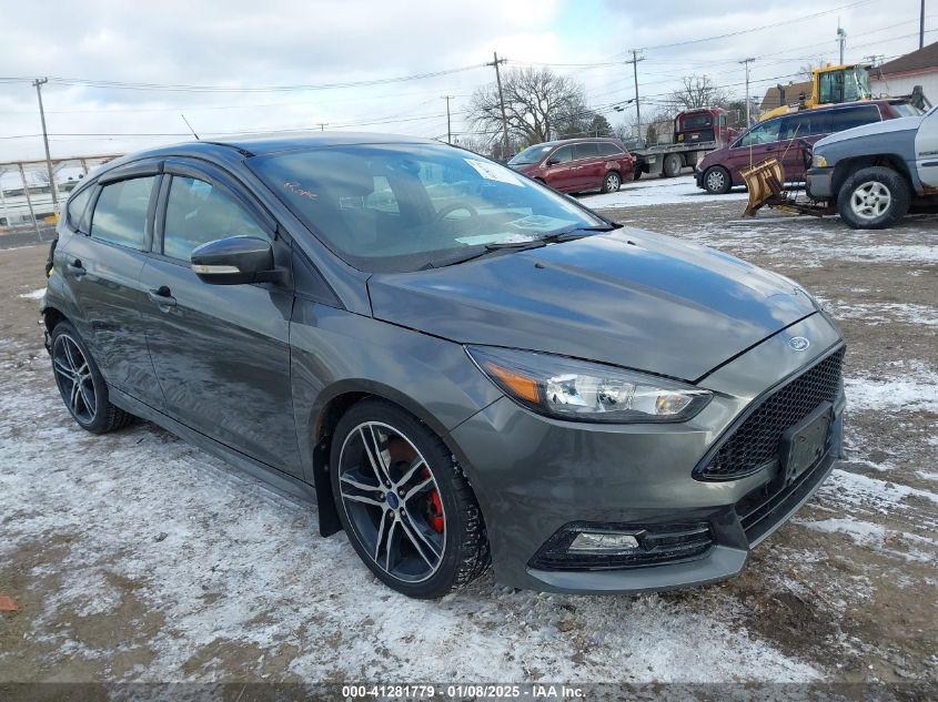 2017 FORD FOCUS ST