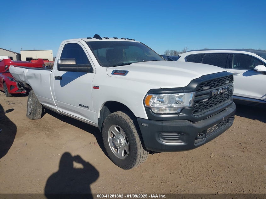Vin: 3c6mr5aj0kg643448, lot: 41772250, ram 2500 tradesman  4x4 8' box 20191