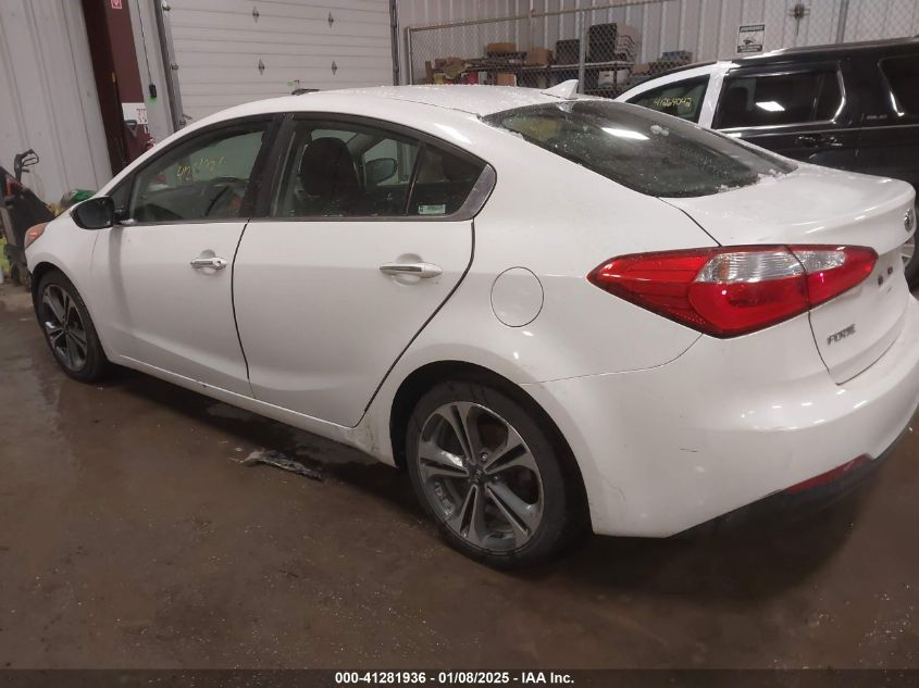 VIN KNAFX4A88F5335064 2015 KIA Forte, EX no.3