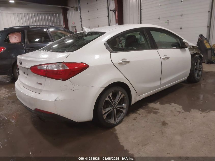 VIN KNAFX4A88F5335064 2015 KIA Forte, EX no.4