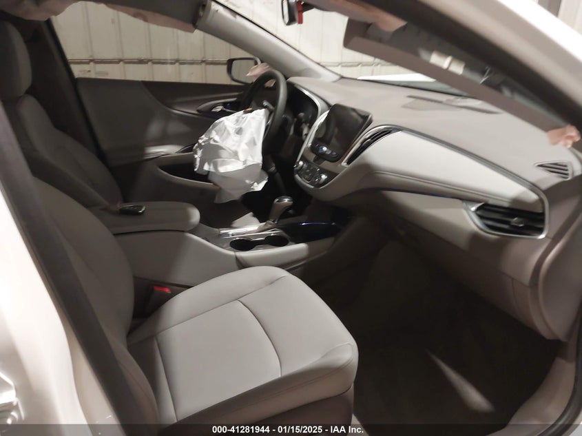 2018 CHEVROLET MALIBU VIN: 1G1ZD5ST5JF162133