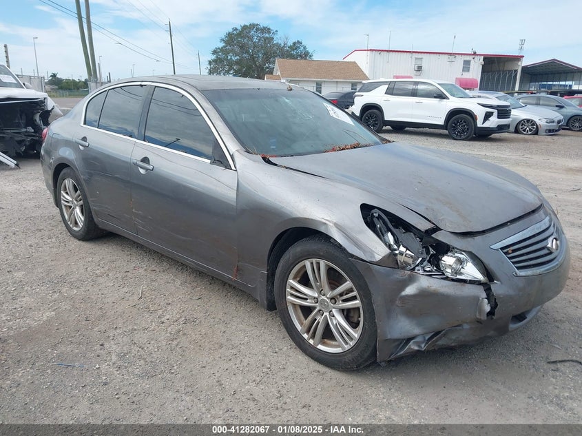 2013 INFINITI G37 JOURNEY - JN1CV6AP8DM713050