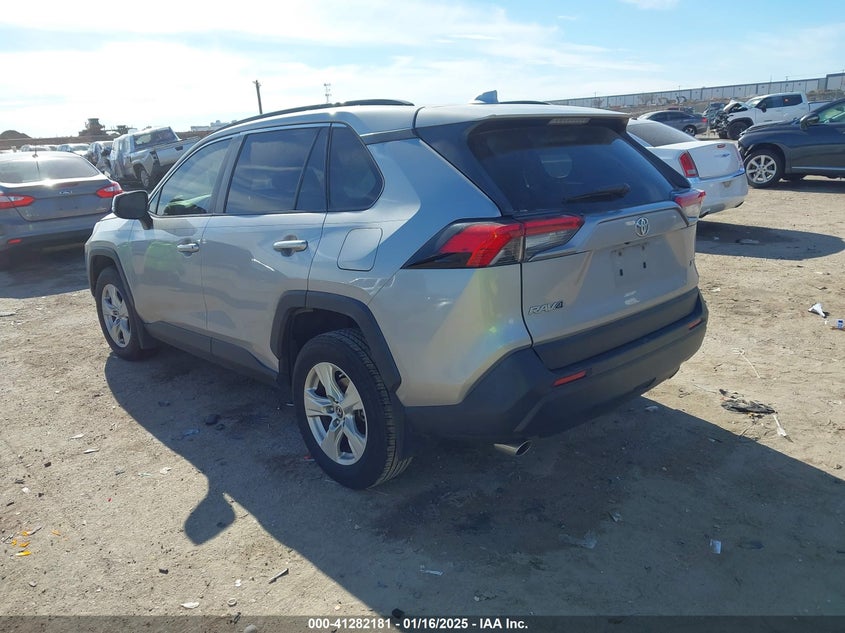 2019 TOYOTA RAV4 XLE - JTMW1RFV7KD023270