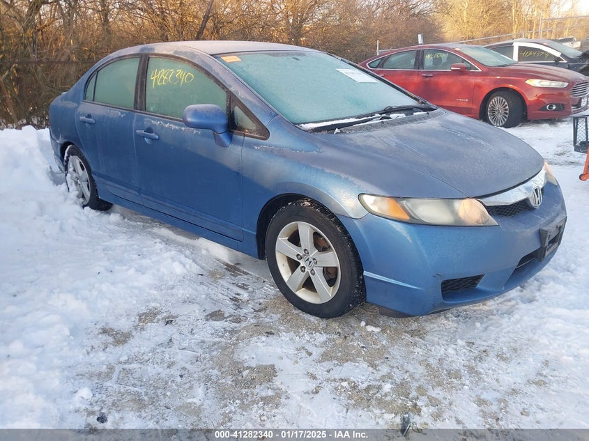 2010 HONDA CIVIC VIN: 2HGFA1F60AH511280