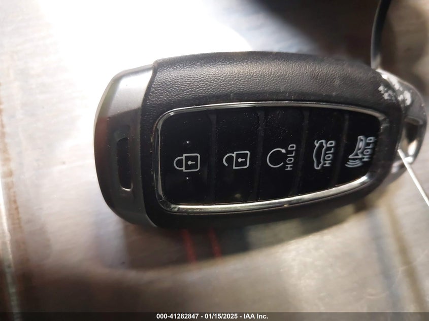 2023 HYUNDAI ELANTRA VIN: KMHLP4AG5PU381645