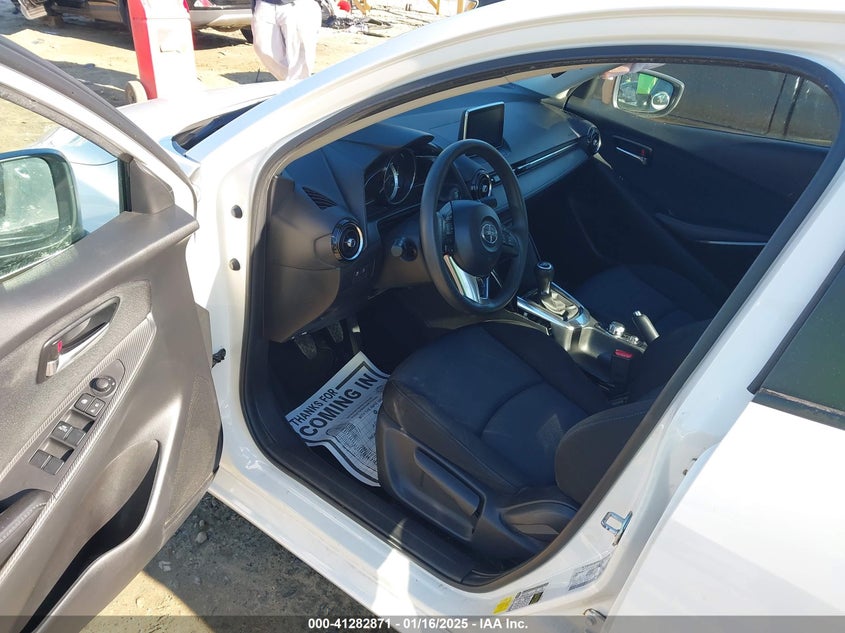 2016 SCION IA VIN: 3MYDLBZV6GY119076