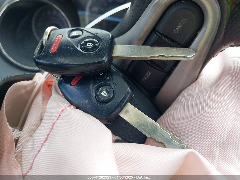 2012 HONDA FIT VIN: JHMGE8G51CS000502