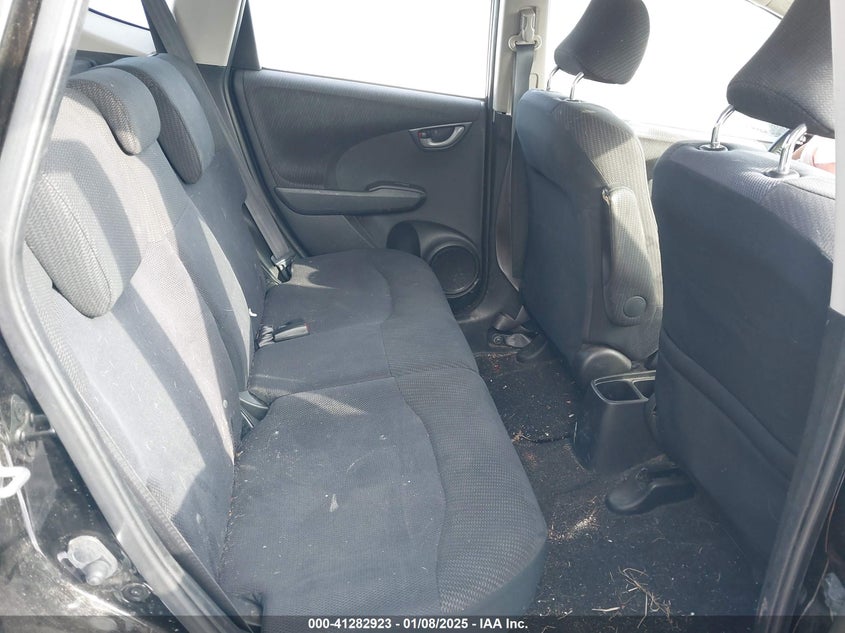 2012 HONDA FIT VIN: JHMGE8G51CS000502