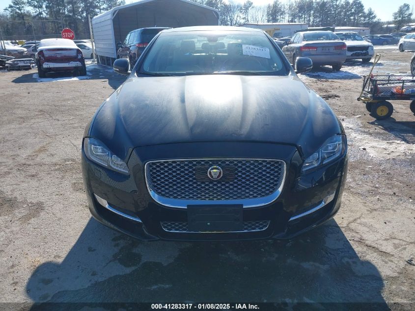 VIN SAJWJ2GD3H8W11358 2017 Jaguar XJ, Xjl Portfolio no.13