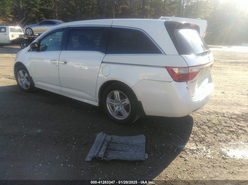 Vin: 5fnrl5h96db047748, lot: 41773716, honda odyssey touring/touring elite 20133