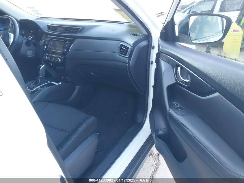 2020 NISSAN ROGUE SV FWD - KNMAT2MT1LP525432