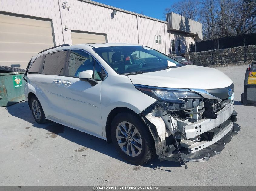 2021 Toyota Sienna, Xle