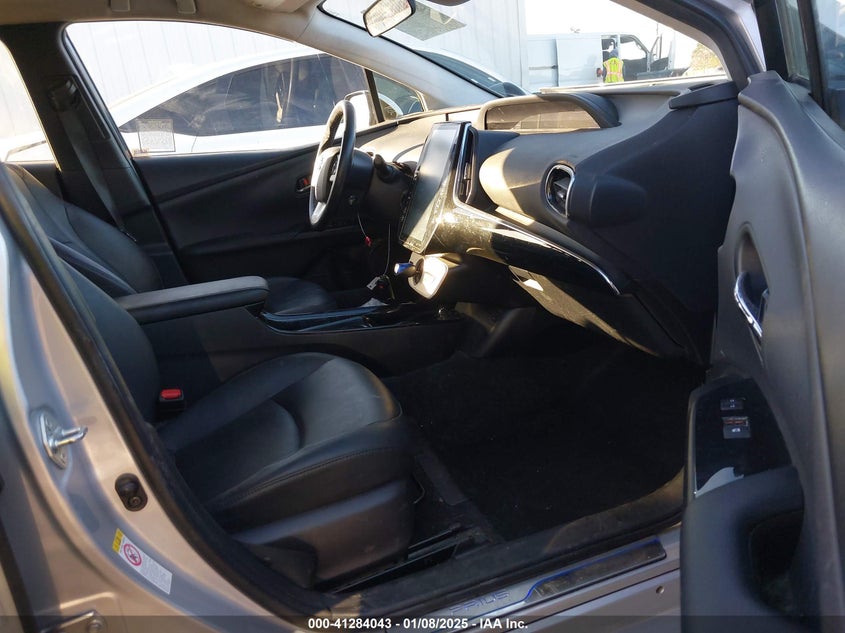 2017 TOYOTA PRIUS PRIME VIN: JTDKARFP6H3042875