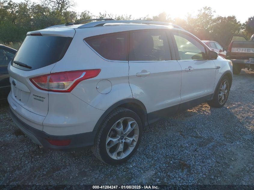 VIN 1FMCU0J90DUB21054 2013 FORD ESCAPE no.4