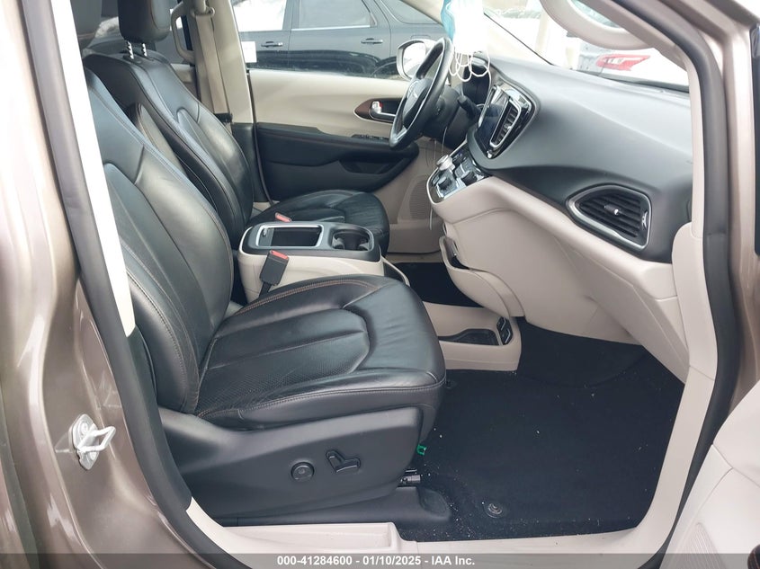 2017 CHRYSLER PACIFICA TOURING-L PLUS - 2C4RC1EGXHR835504