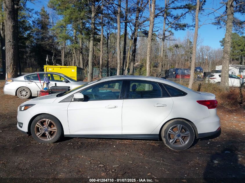 VIN 1FADP3FE3JL219784 2018 FORD FOCUS no.14