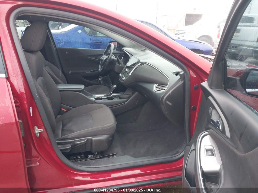 2018 CHEVROLET MALIBU VIN: 1G1ZD5ST3JF163720