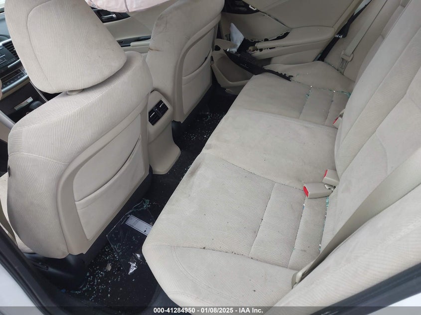 2013 HONDA ACCORD VIN: 1HGCR2F7XDA074997