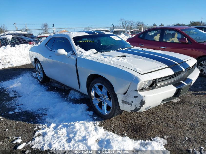 VIN 2C3CDYAG6DH704530 2013 Dodge Challenger, Sxt no.1