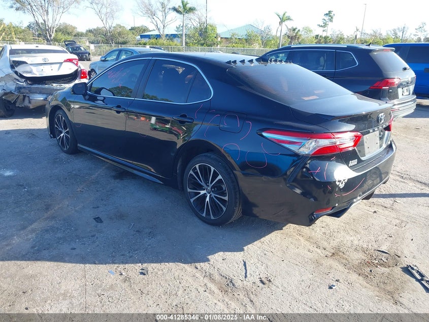 2019 TOYOTA CAMRY VIN: 4T1B11HK5KU212045