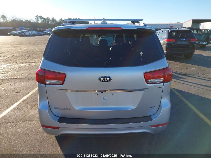 VIN KNDMC5C18F6034235 2015 KIA SEDONA no.16