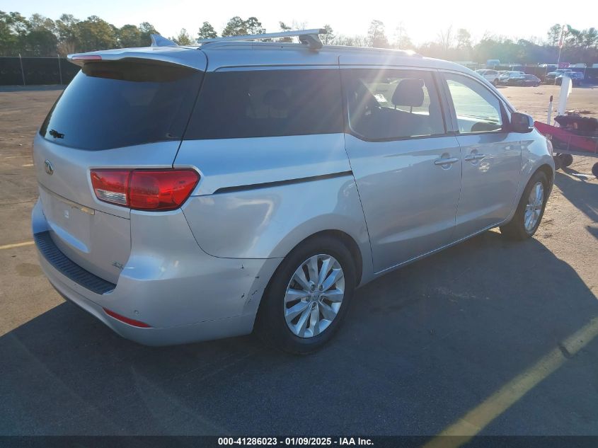 VIN KNDMC5C18F6034235 2015 KIA SEDONA no.4