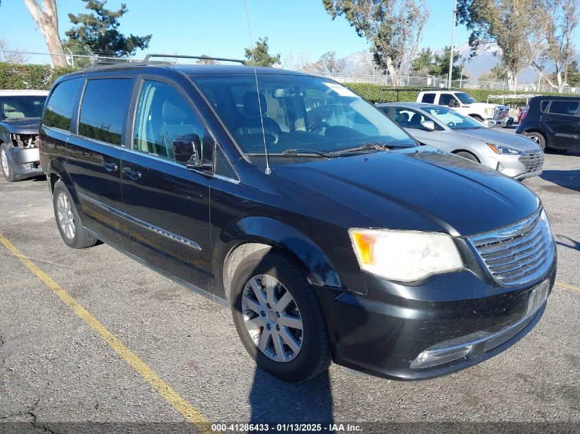 VIN 2C4RC1BGXDR692035 2013 Chrysler Town and Countr... no.1