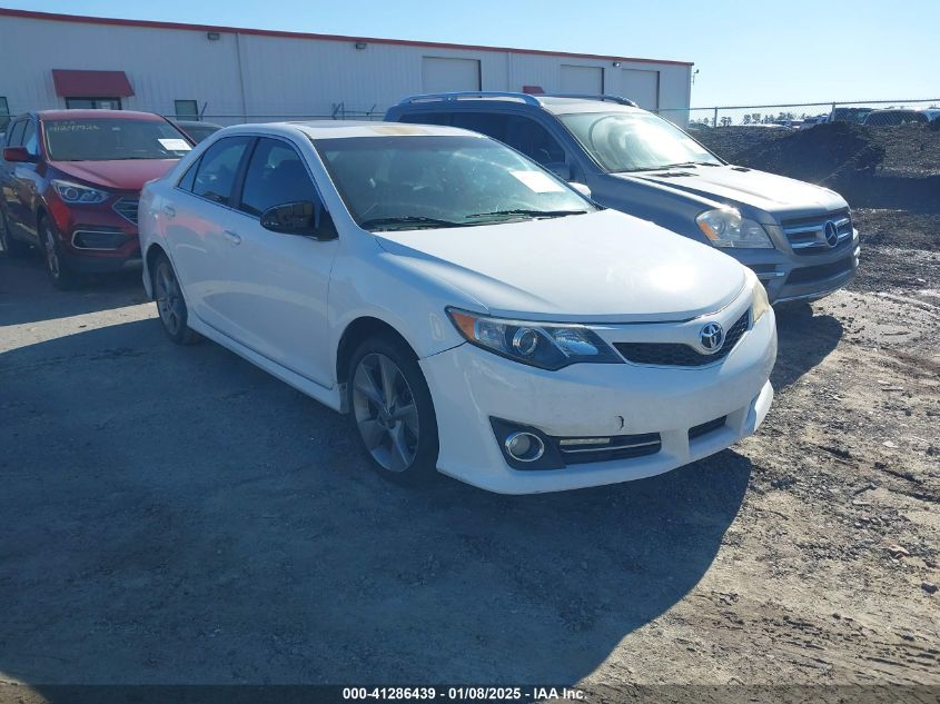 2014 TOYOTA CAMRY