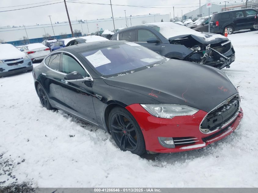 VIN 5YJSA1CN4DFP27443 2013 Tesla Model S no.1