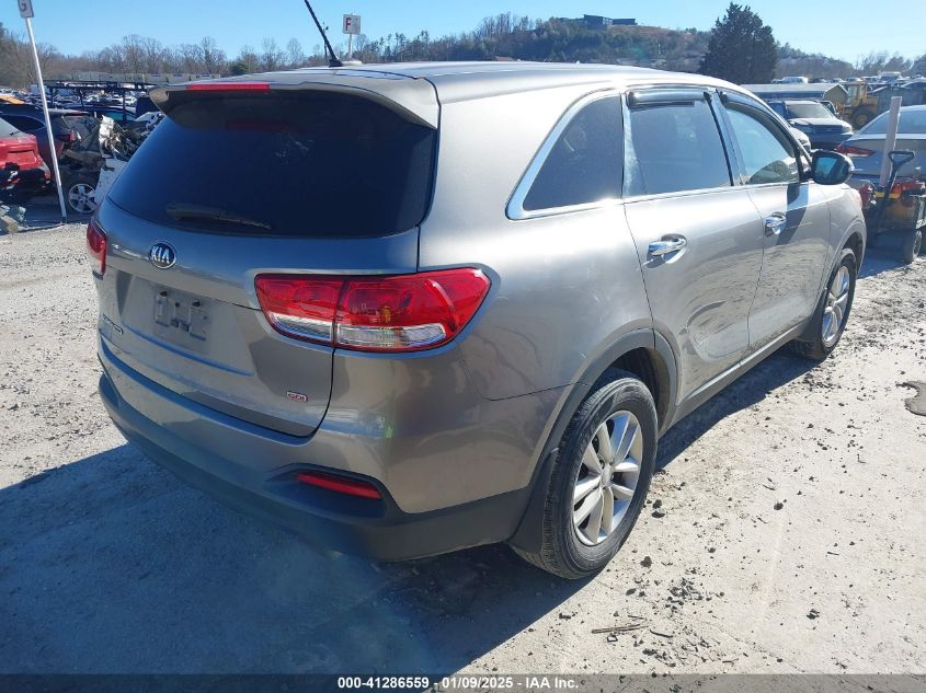 VIN 5XYPG4A30GG166873 2016 KIA SORENTO no.4