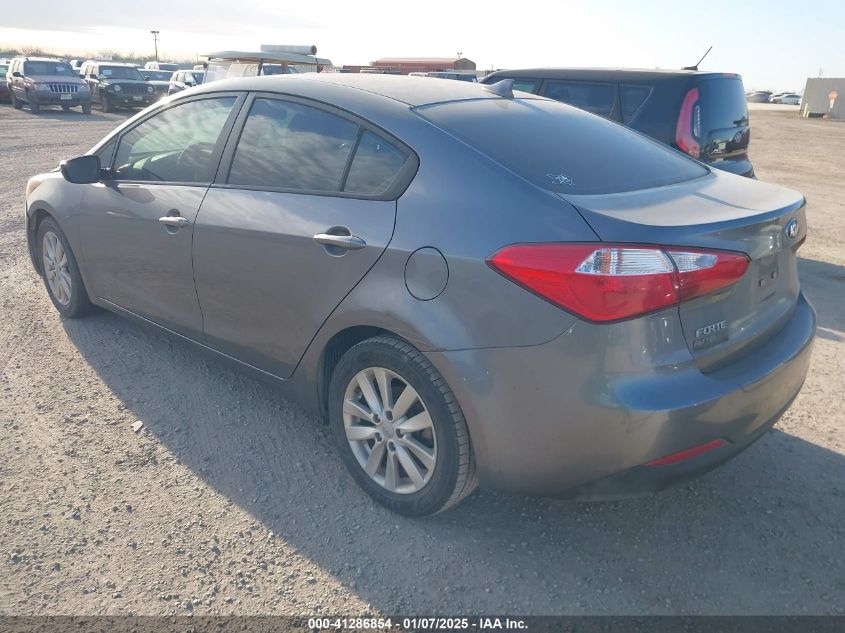 VIN KNAFX4A69G5571688 2016 KIA FORTE no.3