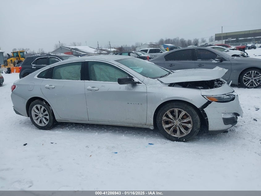 2019 CHEVROLET MALIBU VIN: 1G1ZD5ST3KF105690