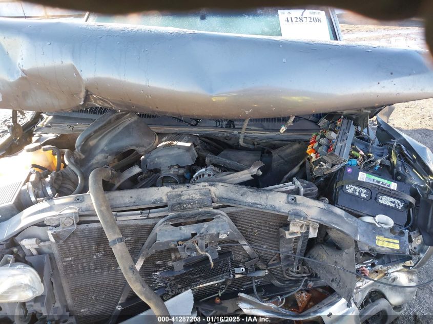 2000 Chevrolet Tahoe K1500 VIN: 1GNEK13TBYJ116703 Lot: 41287208