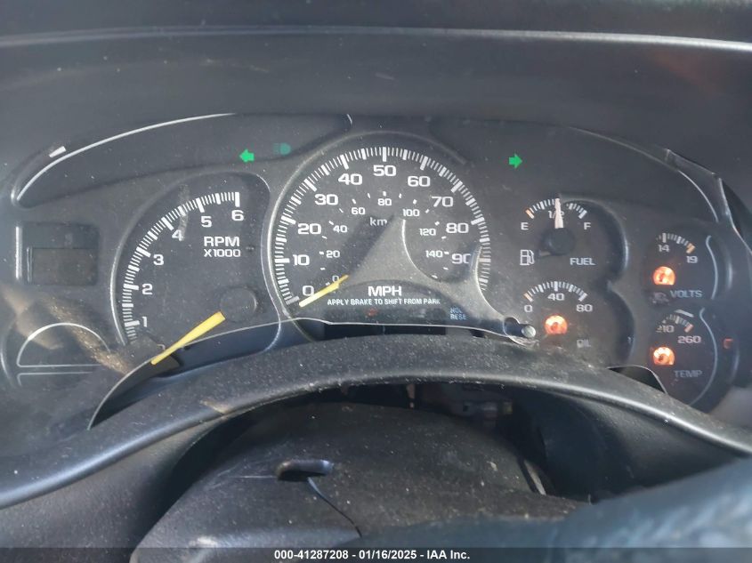 2000 Chevrolet Tahoe K1500 VIN: 1GNEK13TBYJ116703 Lot: 41287208