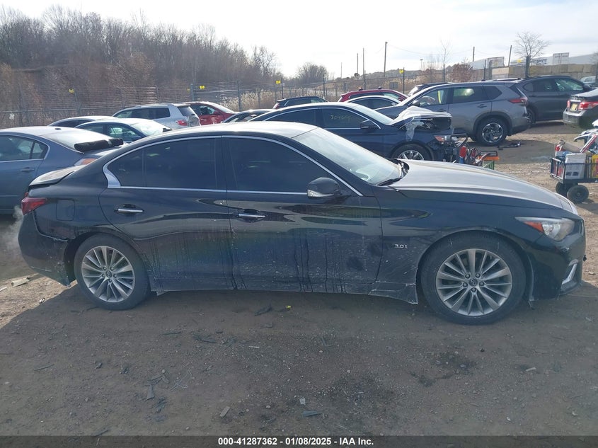2018 INFINITI Q50 3.0T LUXE - JN1EV7AR5JM445635