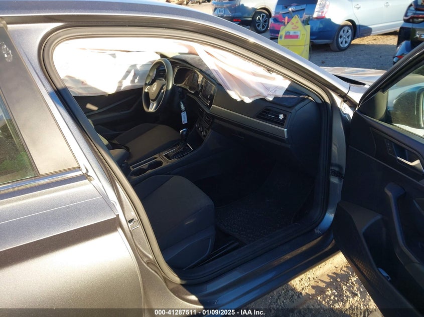 2019 VOLKSWAGEN JETTA VIN: 3VWCB7BU6KM271030